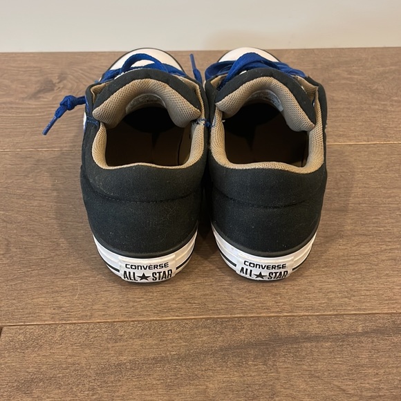 Converse Chucks - Picture 2 of 3